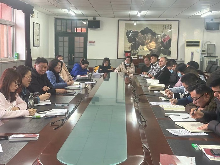 12会议照片.jpg
