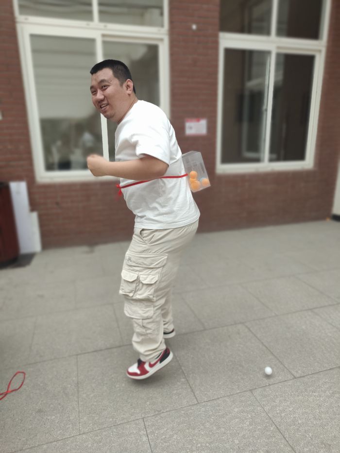 图片21摇摆.jpg