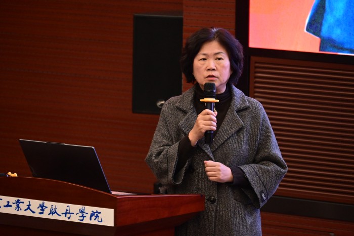 11刘院长总结讲话.jpg
