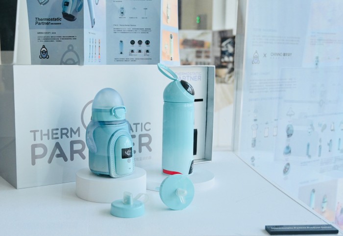 《Thermostatic Partner——便携式恒温调奶器设计》，作者：吴奔睿，广东顺德潜龙工业设计有限公司3.jpg