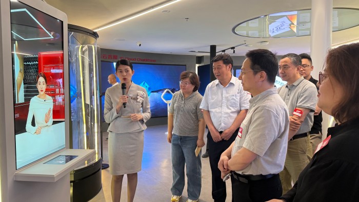 参观照片3.jpg