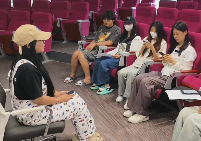 3 学生活动.png